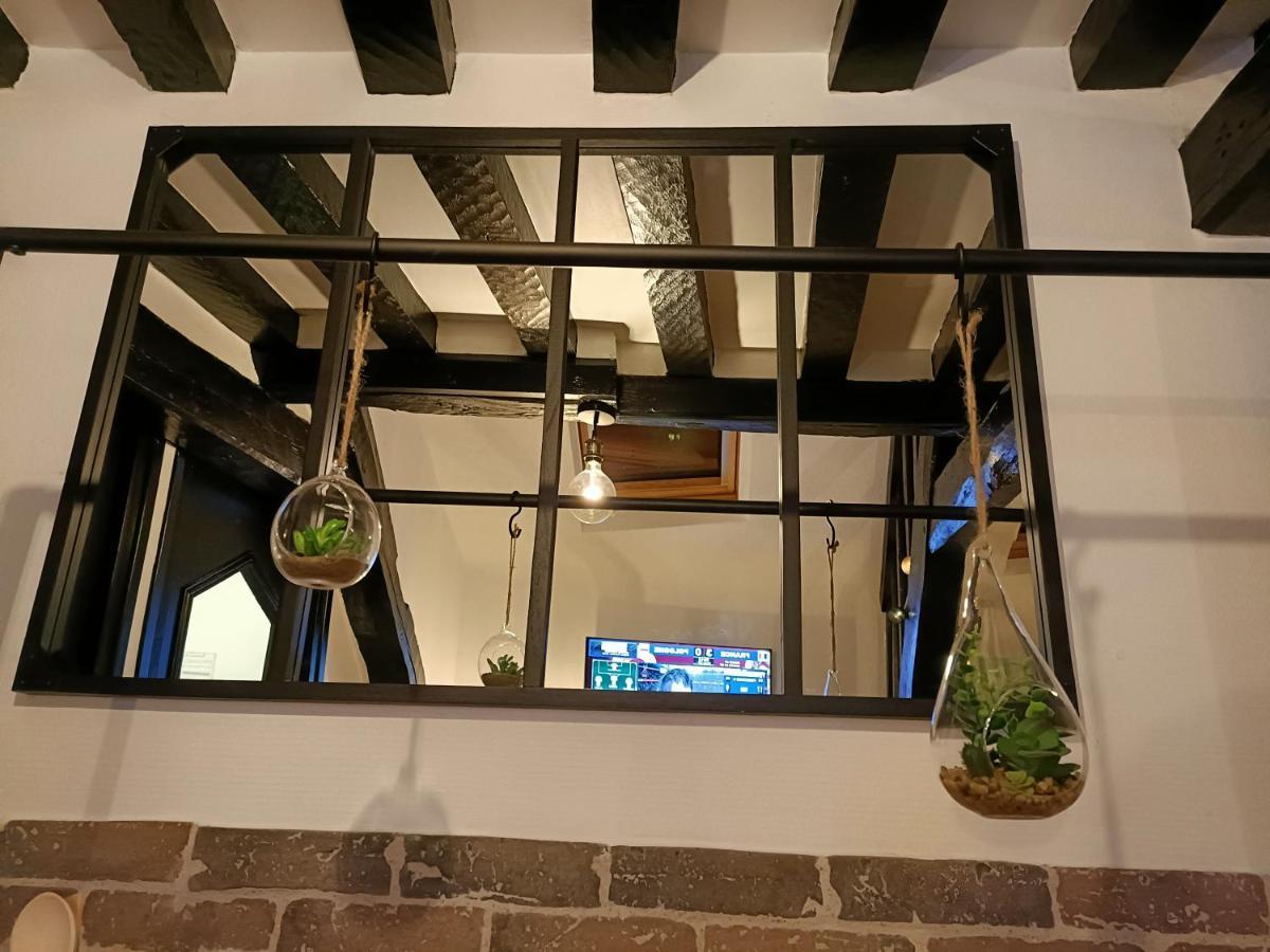 Le Coeur Du Centre Historique Refait A Neuf Apartment Honfleur Luaran gambar